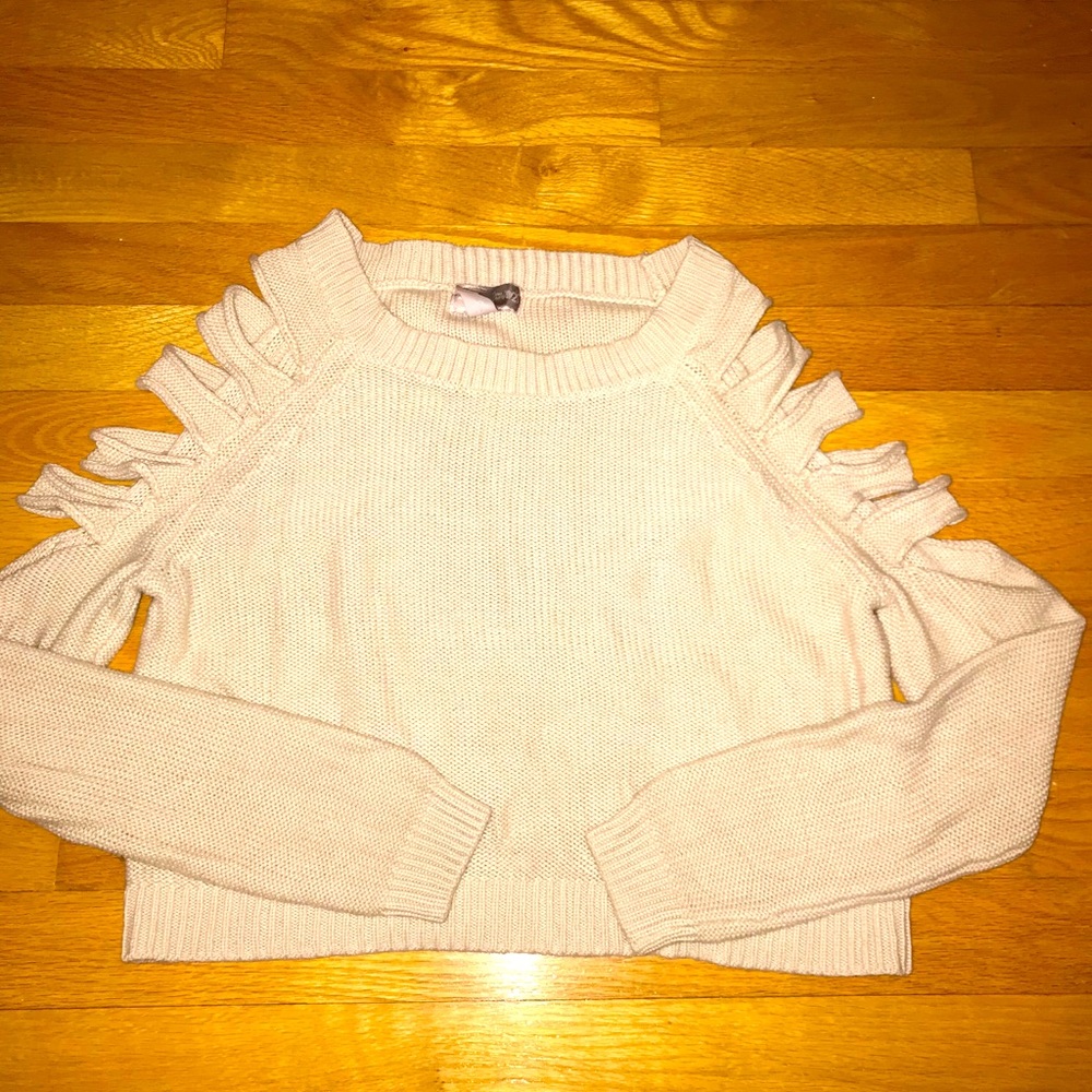 Forever 21 cutout sleeves crop sweater